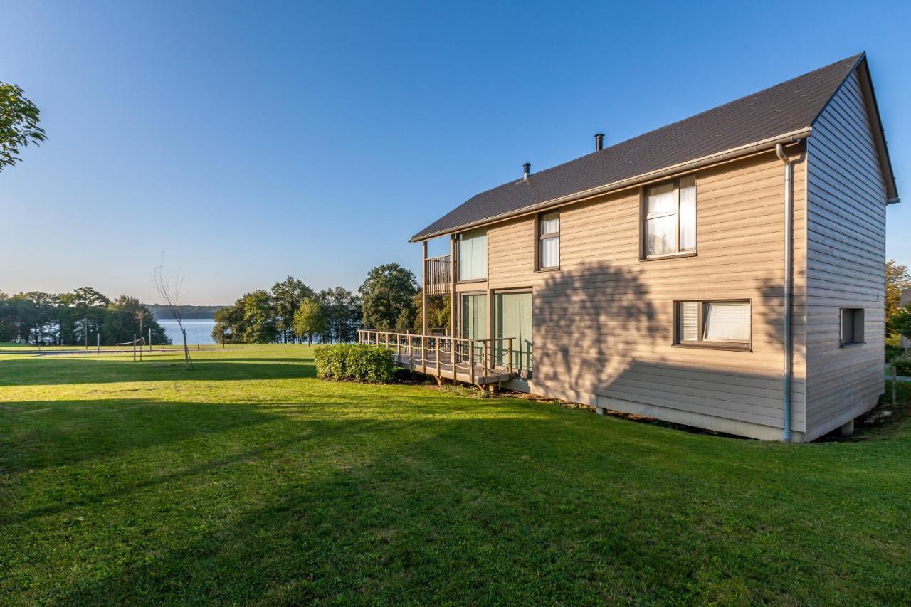 Golden Lakes Village Ardennes Boussu-lez-Walcourt Esterno foto