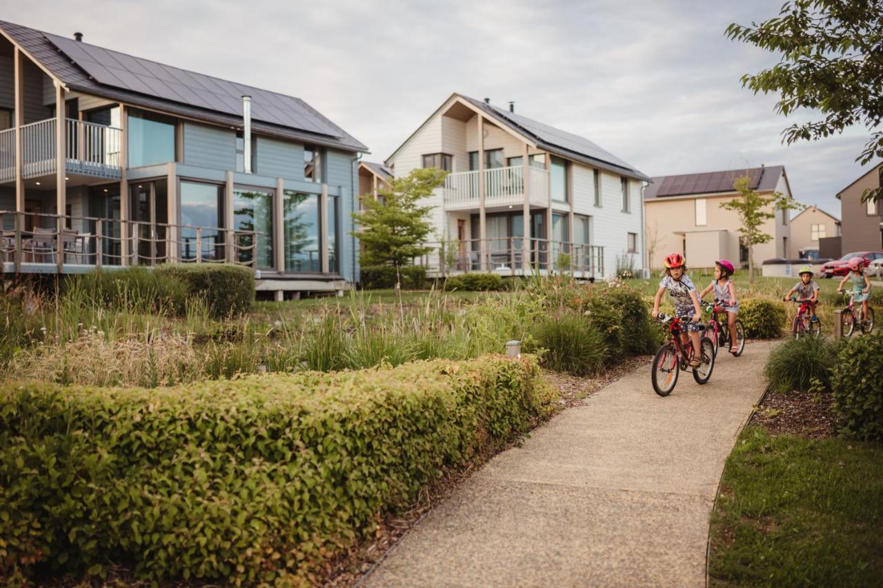 Golden Lakes Village Ardennes Boussu-lez-Walcourt Esterno foto