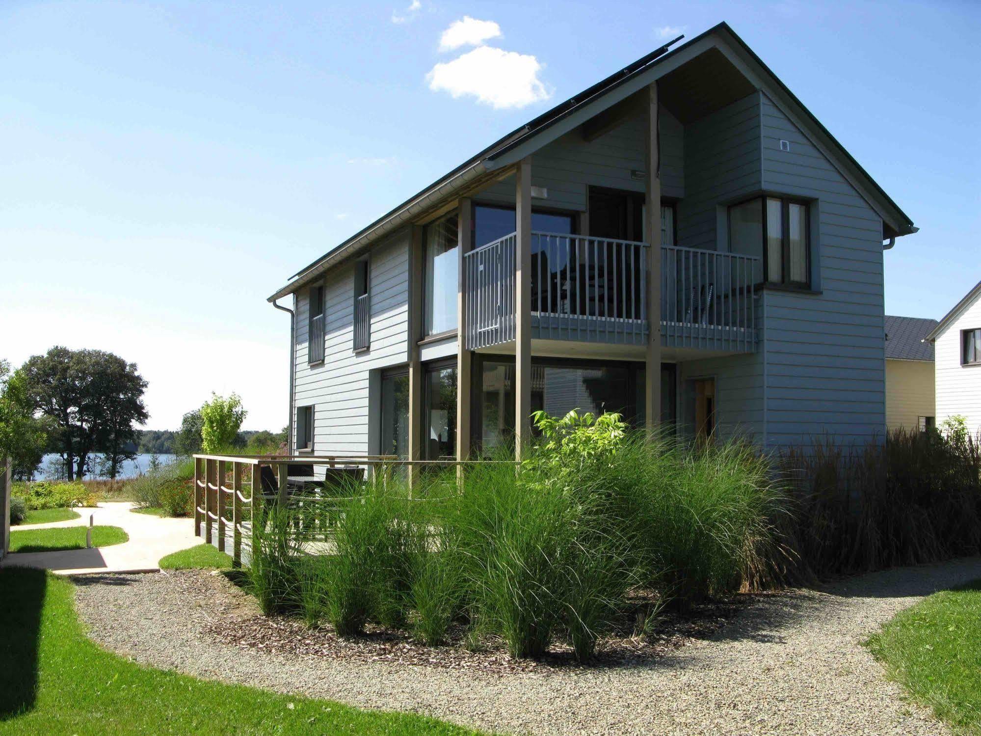 Golden Lakes Village Ardennes Boussu-lez-Walcourt Esterno foto