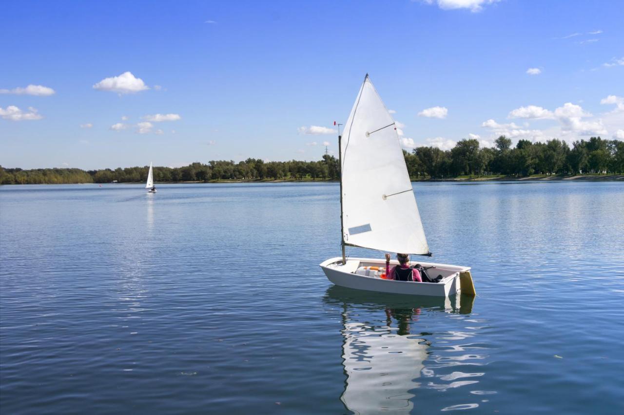 Golden Lakes Village Ardennes Boussu-lez-Walcourt Esterno foto