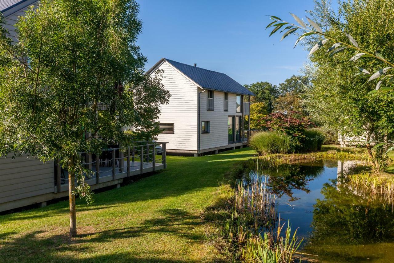 Golden Lakes Village Ardennes Boussu-lez-Walcourt Esterno foto